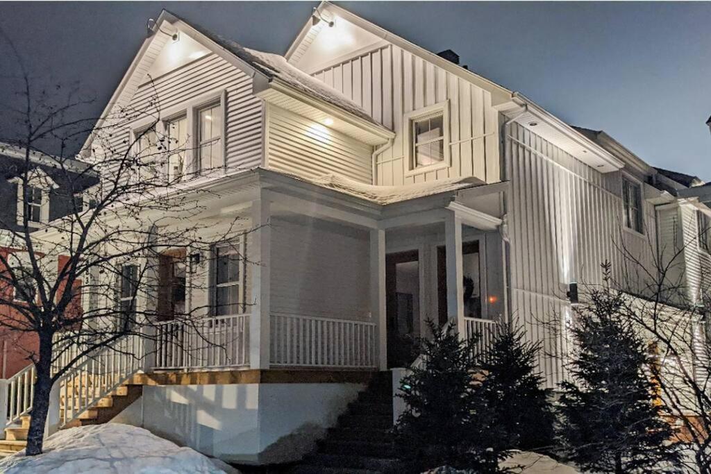 883 Suite 102 Bromont Vieux Village 2Cac , Foyer Buitenkant foto