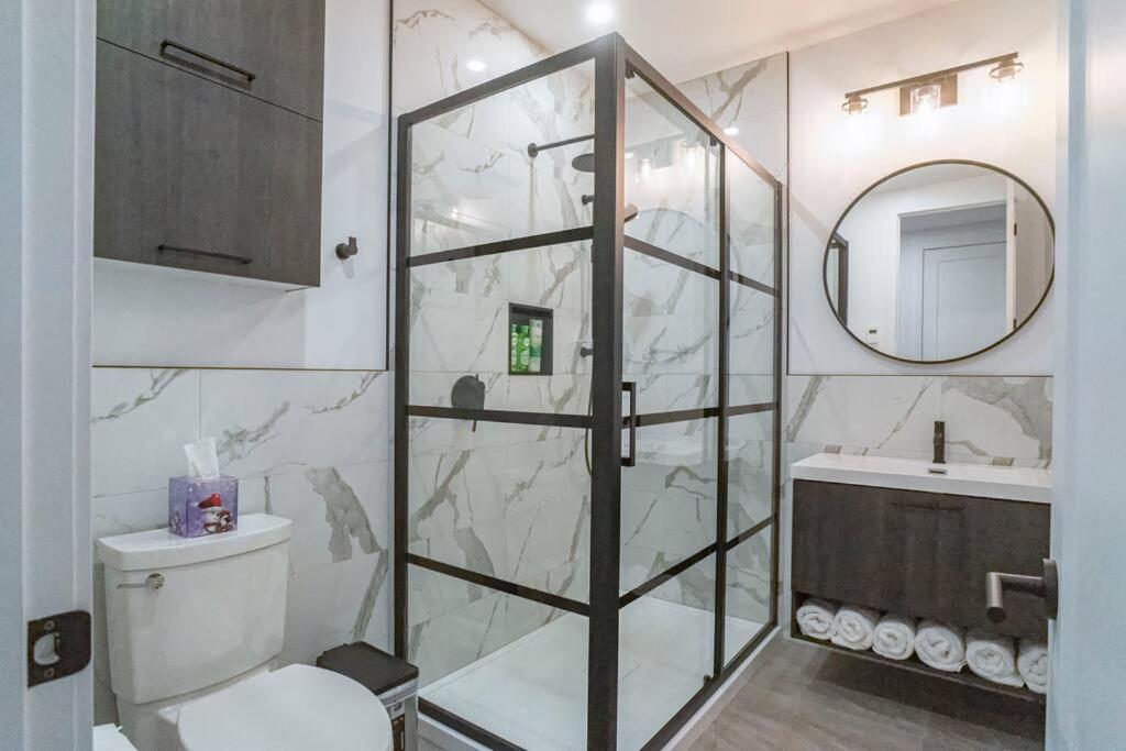883 Suite 102 Bromont Vieux Village 2Cac , Foyer Buitenkant foto