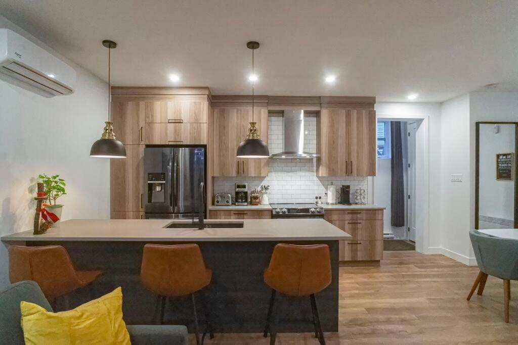 883 Suite 102 Bromont Vieux Village 2Cac , Foyer Buitenkant foto